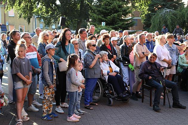 Letnie Granie ponownie na dziedzińcu ratusza – koncert akordeonowy z udziałem 33 młodych muzyków z całej Polski