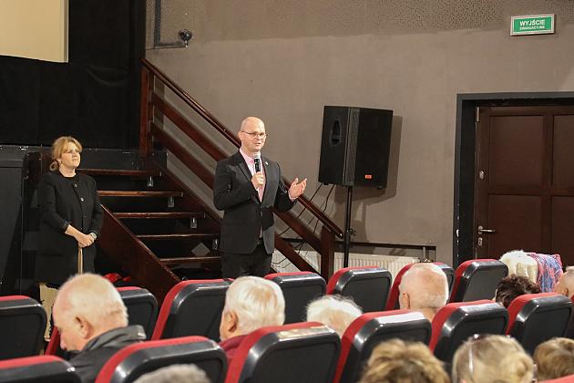 Rok „Fregaty dla Seniorów” – film, kawa i spotkanie w dobrym towarzystwie!