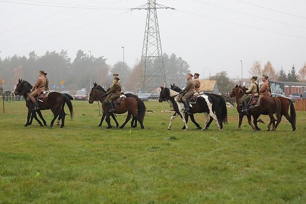 Lębork uczcił niepodległość widowiskiem o „Hubalu”