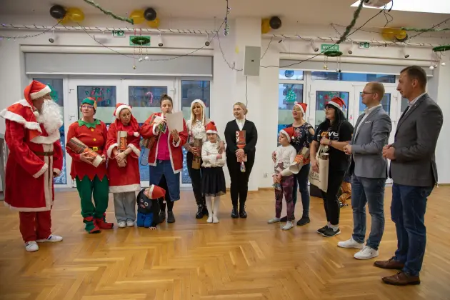 W Bazie Wigilijne spotkanie dzieci z obszaru rewitalizacji