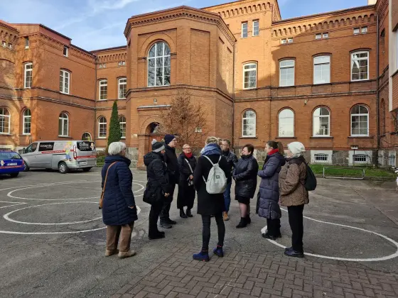 Nowy Świat w obiektywie: Relacja ze spaceru badawczego i warsztatów rewitalizacyjnych