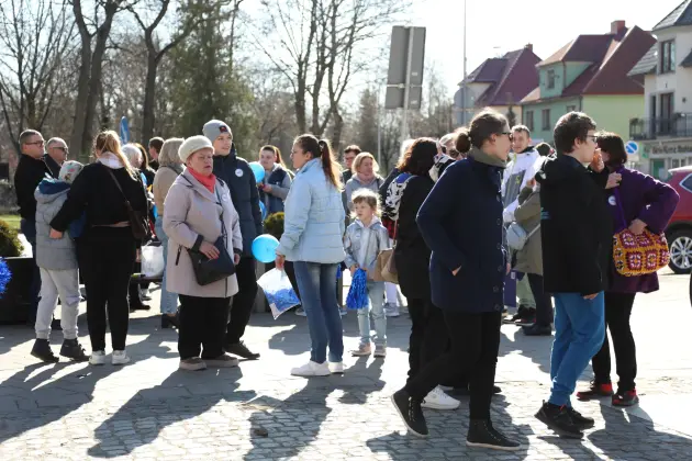 Lębork solidarny z osobami w spektrum autyzmu