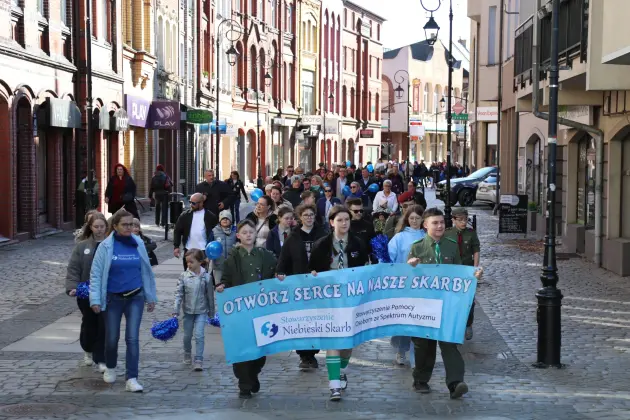 Lębork solidarny z osobami w spektrum autyzmu