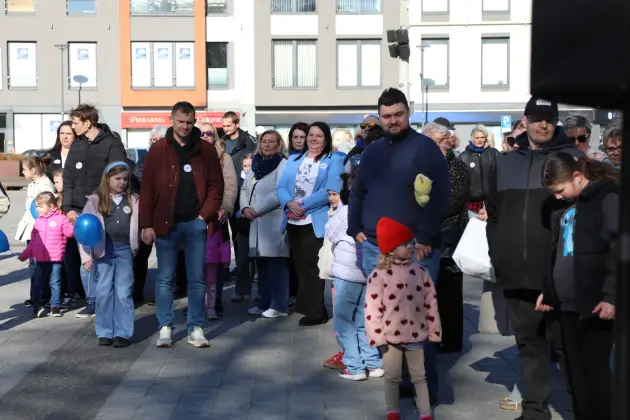 Lębork solidarny z osobami w spektrum autyzmu