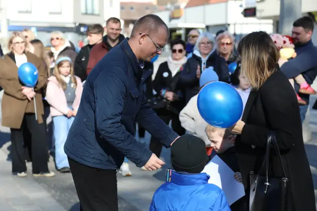 Lębork solidarny z osobami w spektrum autyzmu