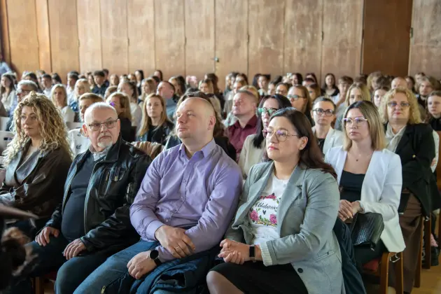Pożegnanie ze szkołą - 169 maturzystów II LO rusza w dorosłość