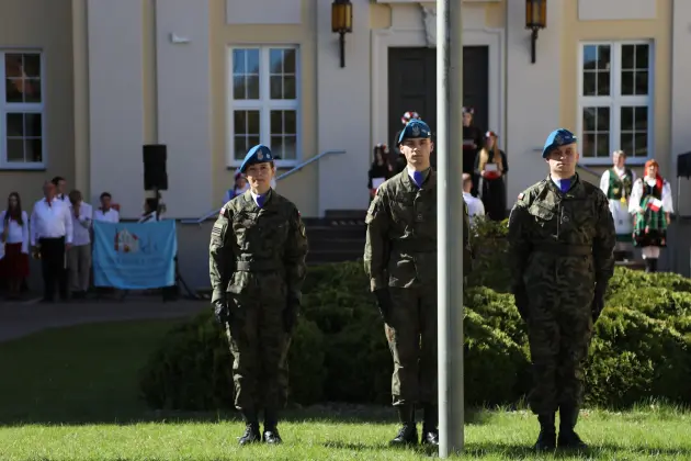 Biało-czerwona nad Lęborkiem. Uroczyste obchody Dnia Flagi RP
