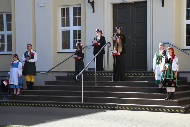 Biało-czerwona nad Lęborkiem. Uroczyste obchody Dnia Flagi RP