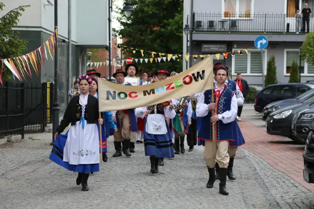 „Hej na ludowo!” – Noc Muzeów w Lęborku przyciągnęła tłumy mieszkańców i turystów