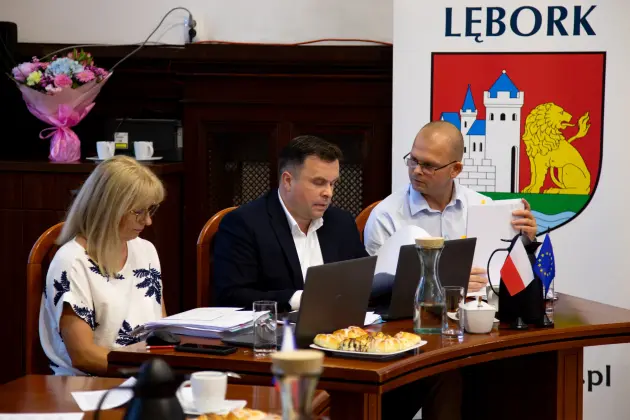 Radni przegłosowali wotum zaufania i absolutorium dla burmistrza Lęborka