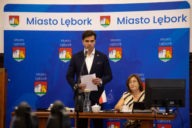 Radni przegłosowali wotum zaufania i absolutorium dla burmistrza Lęborka