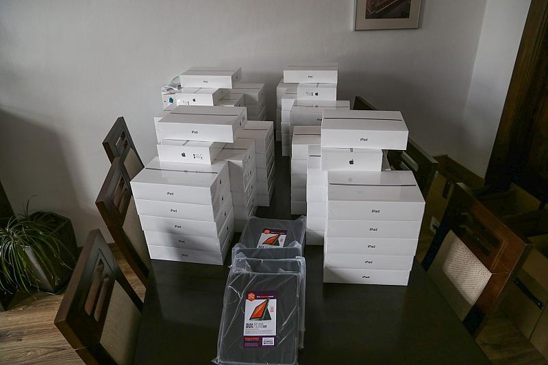 102 tablety dla 6 szkół podstawowych