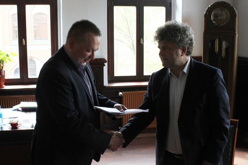 W fotelu burmistrza zasiadł „jednodniowy” burmistrz