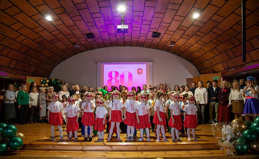 Czytaj o: Od 80 lat wychowuje pokolenia lęborczan –